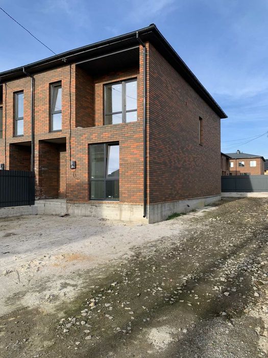 Продам таун район ЖК Сімейний Комфорт