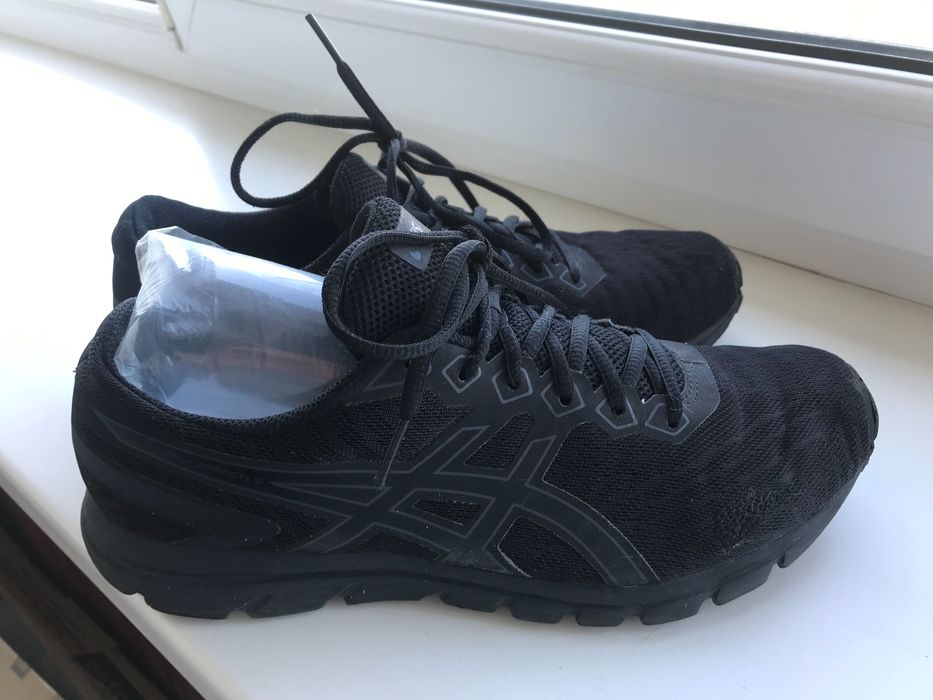 Бігові кросівки кроссовки Asics Gel Zaraka 5- 26см