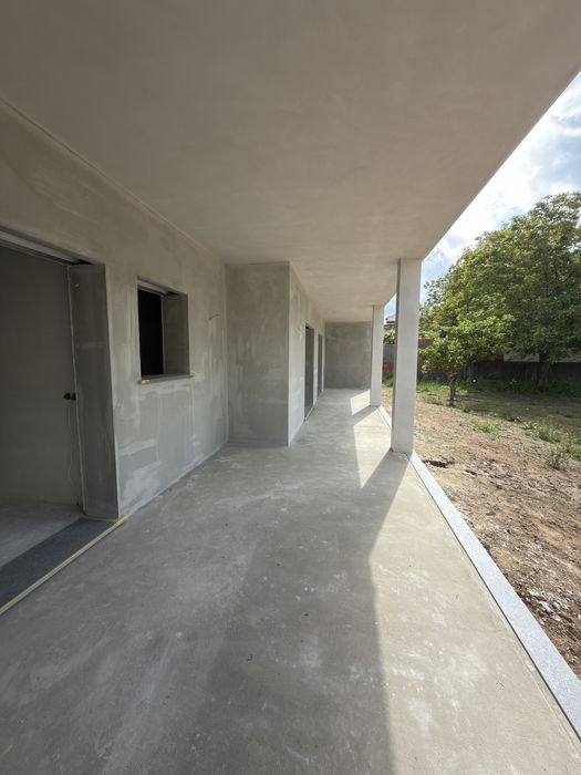 Excelente moradia T4, térrea com terreno em Condeixa-a-Nova