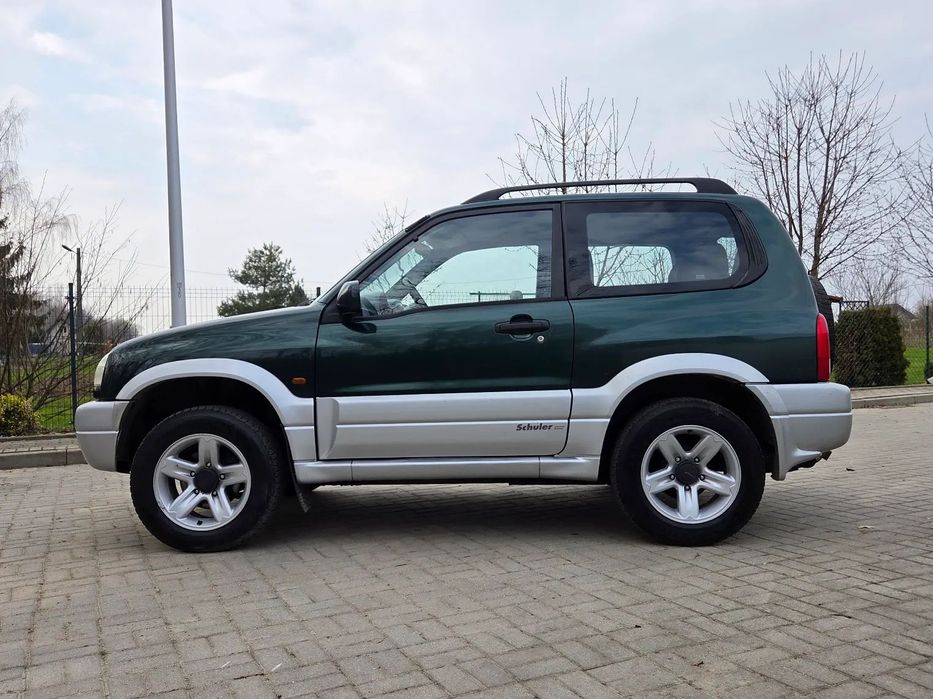 Suzuki Grand Vitara // 1,6 Benzyna /// Klima /// 4 x 4 /// Serwisowany /// Bezwypadkowy //