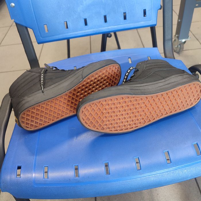 Кеди чорні Vans 39 розмір