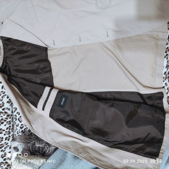 Продам пиджак мужской легкий