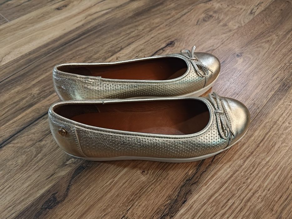 Baleriny złote Kazar