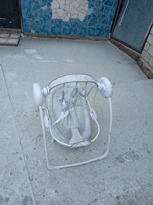 baby swing заколисуючий центр