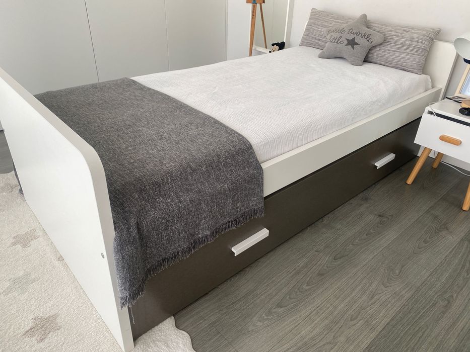 Cama com Gavetão