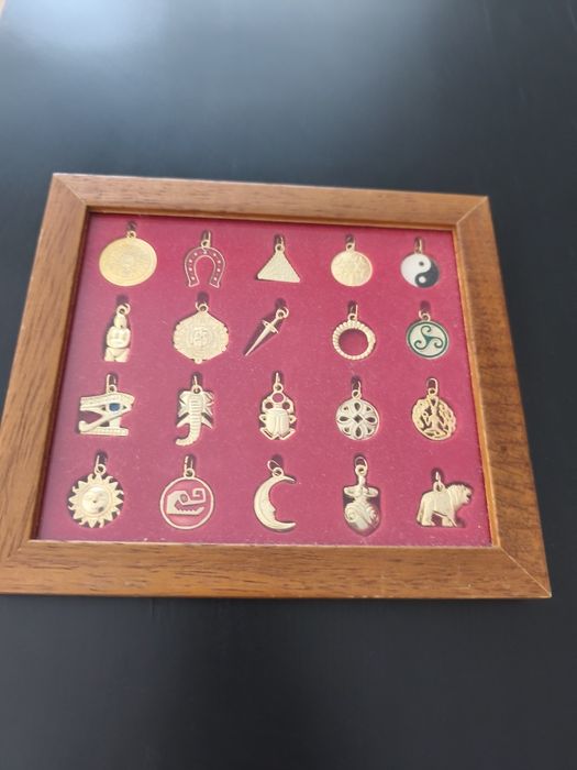 Pendentes de colecção