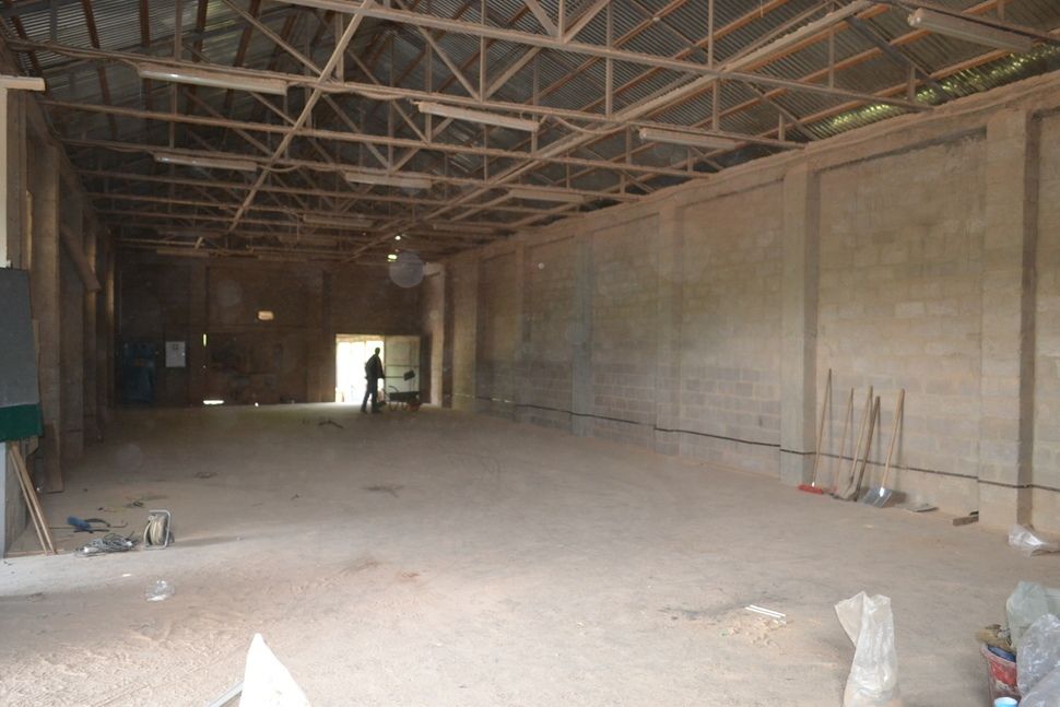 Продається бізнес, мінеральна вода на ділянці, комерційна нерухомість