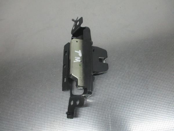 Fechadura / fecho da mala PEUGEOT 208