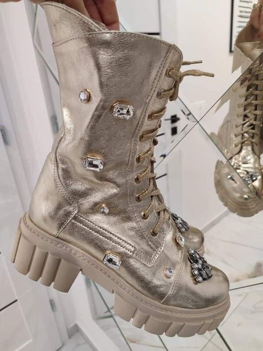 Eleganckie workery z ozdobami naturalna skóra kolory