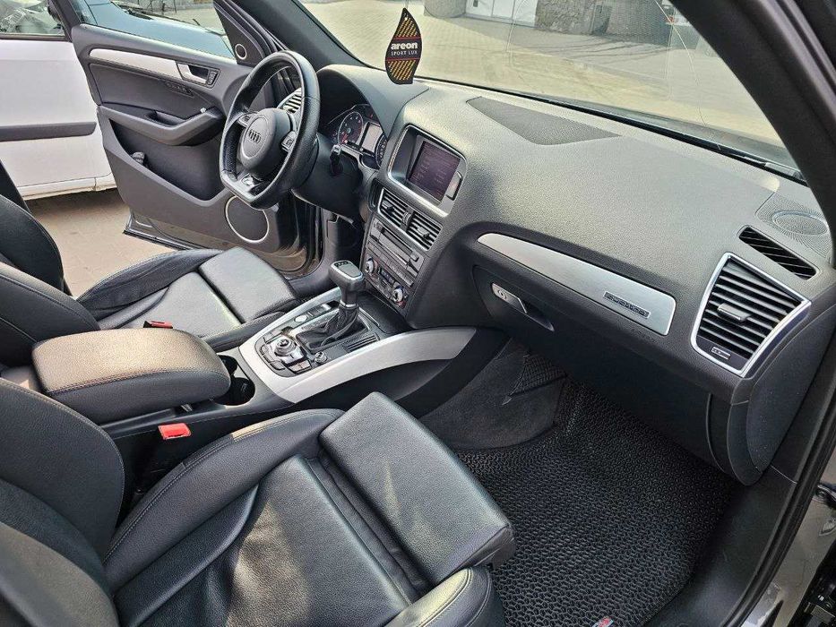 Audi Q5 2014 Typ 8R   3.0 TFSI  (272 к.с.) Quattro  •  S-Line