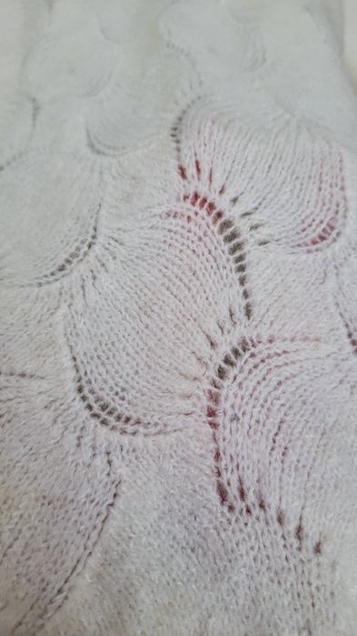 Sweterek damski ażurkowy