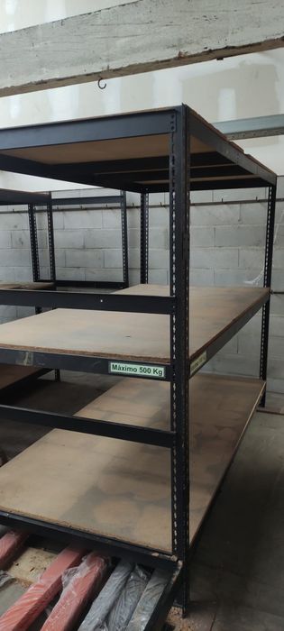 Estante metal e madeira (5 unidades, cada uma com 240x120x200 alt)