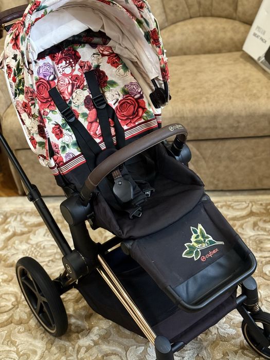 Cybex Priam 4.0 коляска 2 в 1 Blossom Light шасі Rosegold