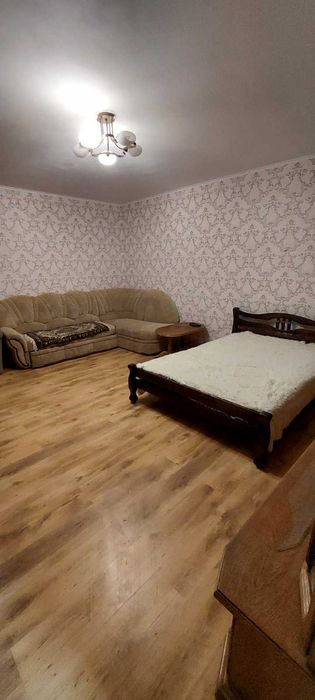 Сдаю посуточно, почасово 1-к квартиру р-н рынок Колос, Автовокзал.