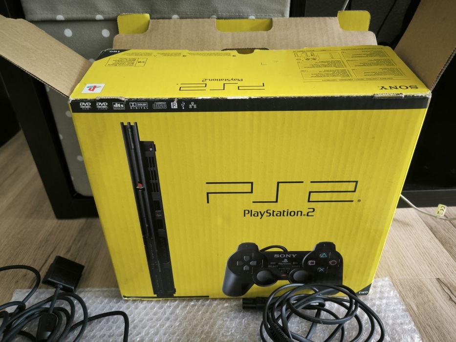 PlayStation 2 Slim 100% completa (Setúbal)