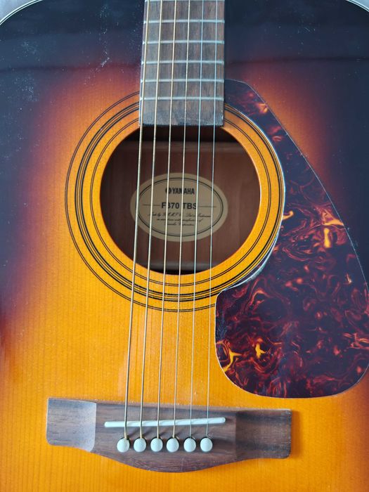Gitara akustyczna Yamaha 370 TBS