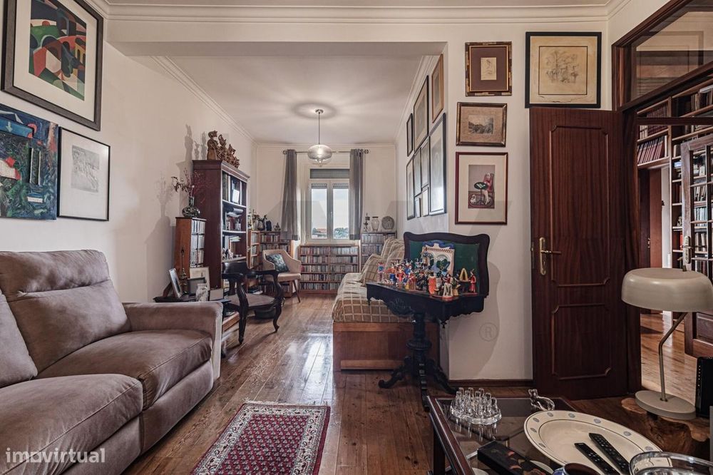 HOLLYWOOD, Casa com História, Vista que Marca, e o Melhor de Lisboa à