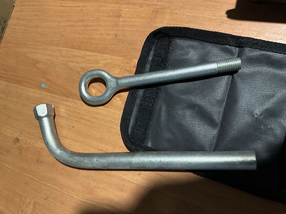 Домкрат jeep renegade,fiat 500x,fiat 500l