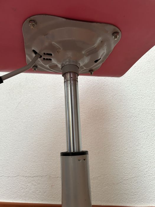 Cadeira escritório cor de rosa