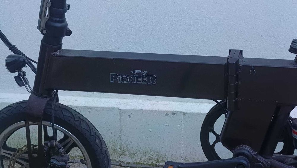 Bicicleta elétrica Pioneer boa para crise energética