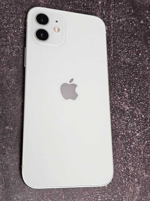 iPhone 12 64GB  -  MagSafe  -  Face ID