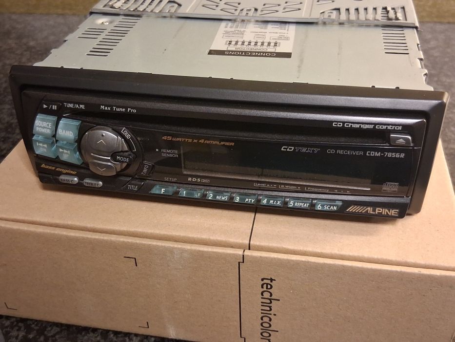 Autoradio Alpine CD impecável! CDM-7856R