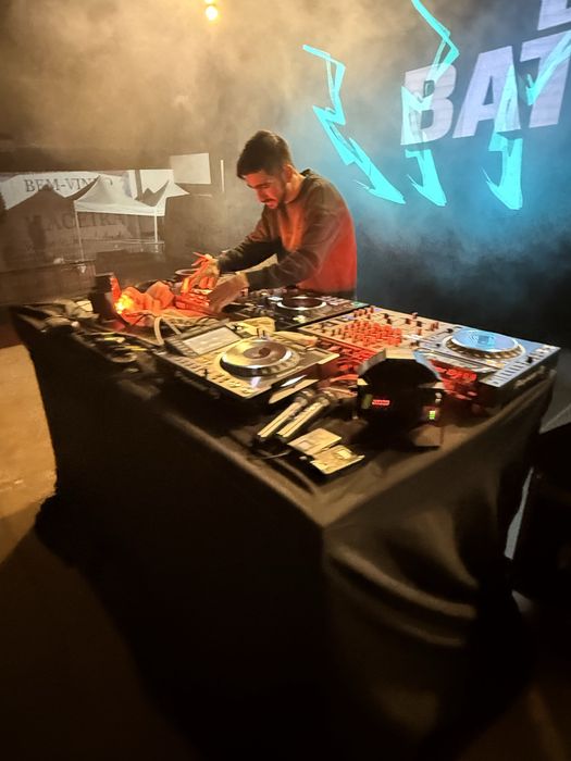 Contrata o teu DJ