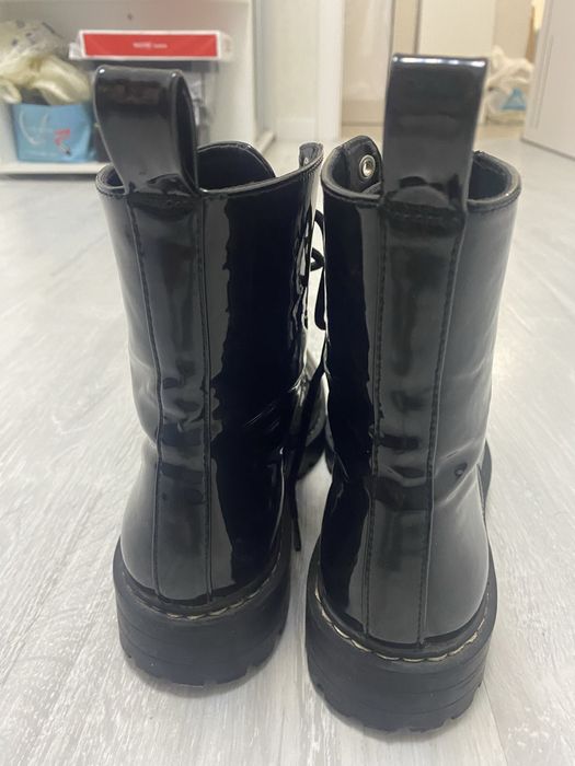 Ботиночки лаковані