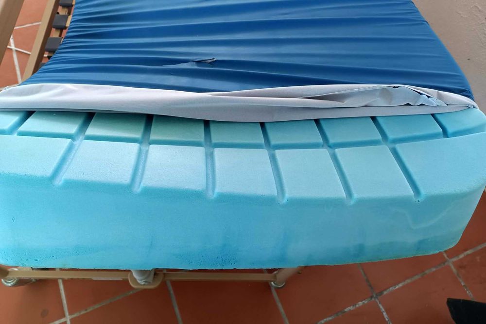 Cama articulada elétrica