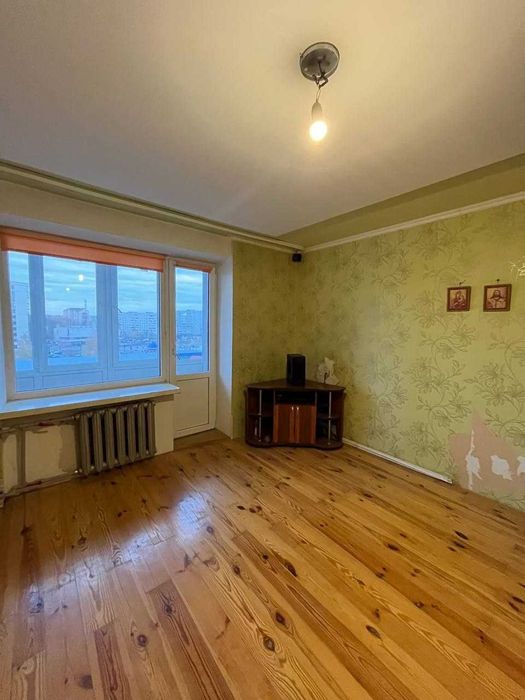 Продаж 3-кімн.кв. біля ТЦ Гостинець