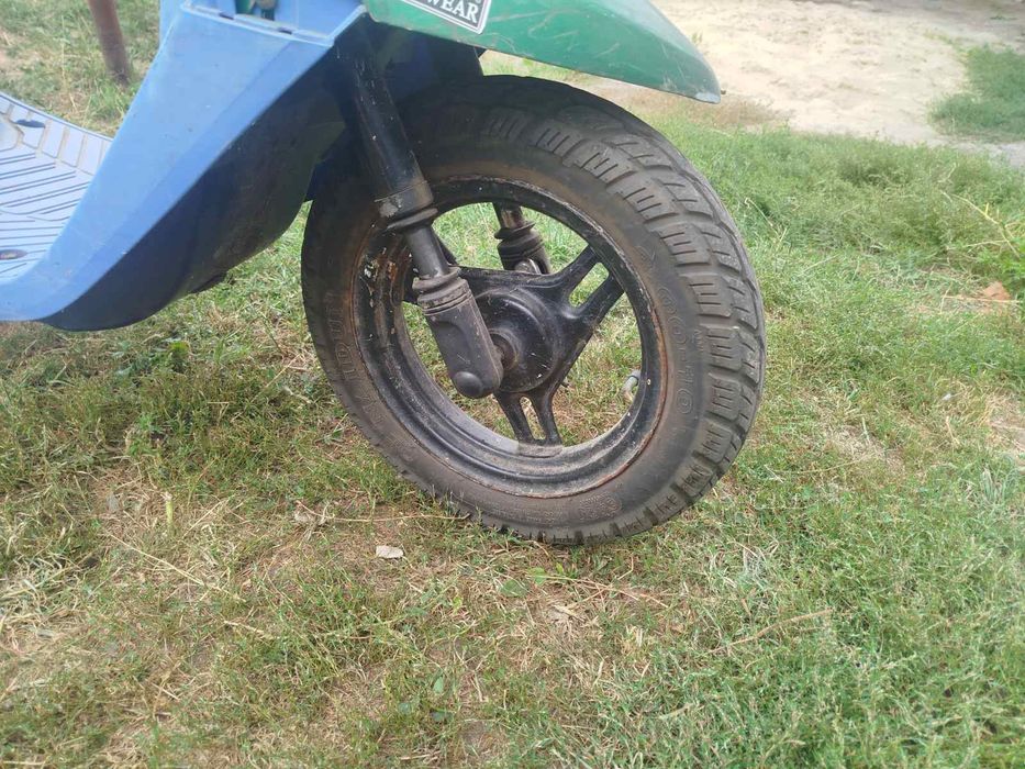 Продам скутер  Yamaha Yog