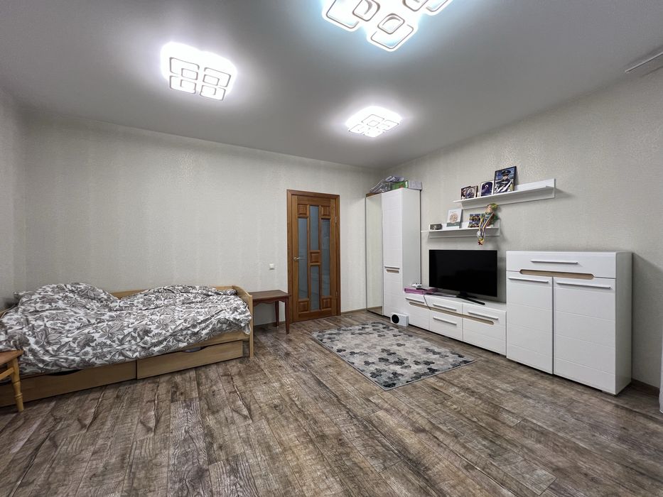 Продам 2 кімнатну квартиру з ремонтом у Вишневому!