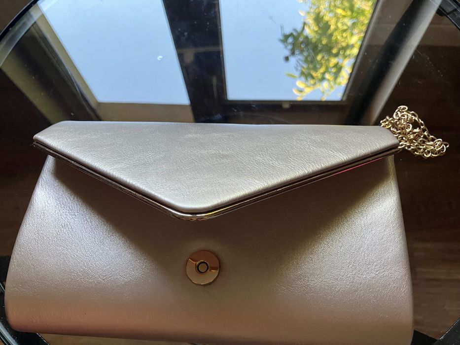 Nowa złota kopertówka