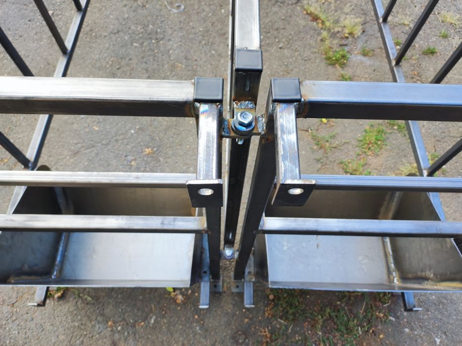 Станки для осіменіння свиноматок