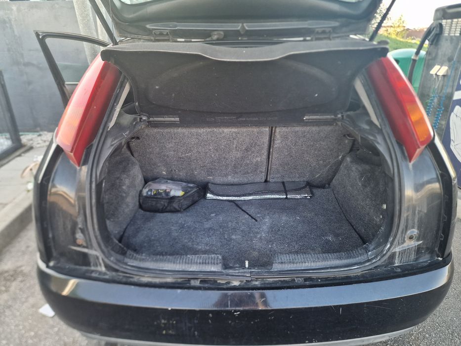 Ford Focus 1.4 Gasolina