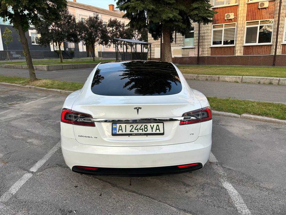 Tesla Model S 2017 VIN 5YJSA1E19HF218531 фото оголошення 8 з 23