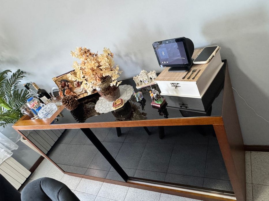 Mesa de jantar com buffet