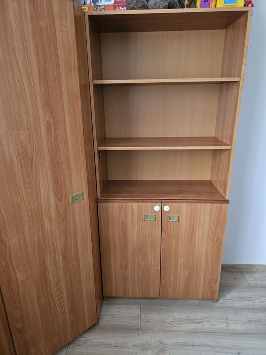 Komplet mebli z łóżkiem firmy VOX