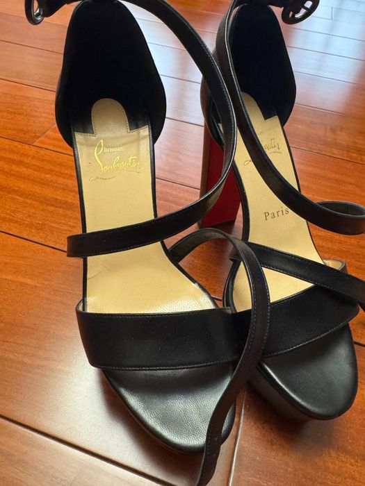 Босоніжки Christian Louboutin, оригінал, р 38 (24см), є рідна коробка!