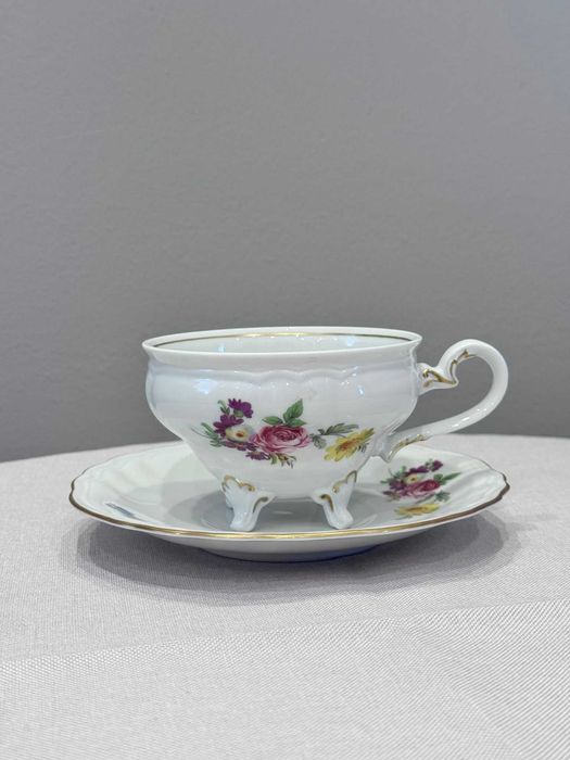 Filiżanka na nóżkach ze spodkiem (duo), porcelana Weimar Germany.