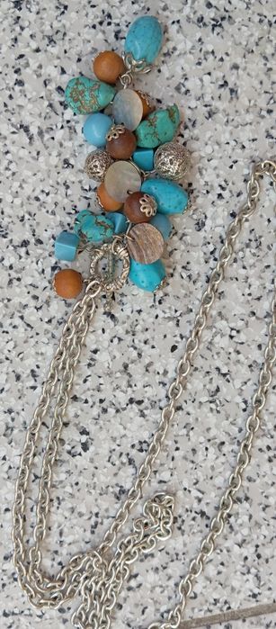 Colares vintage lindos