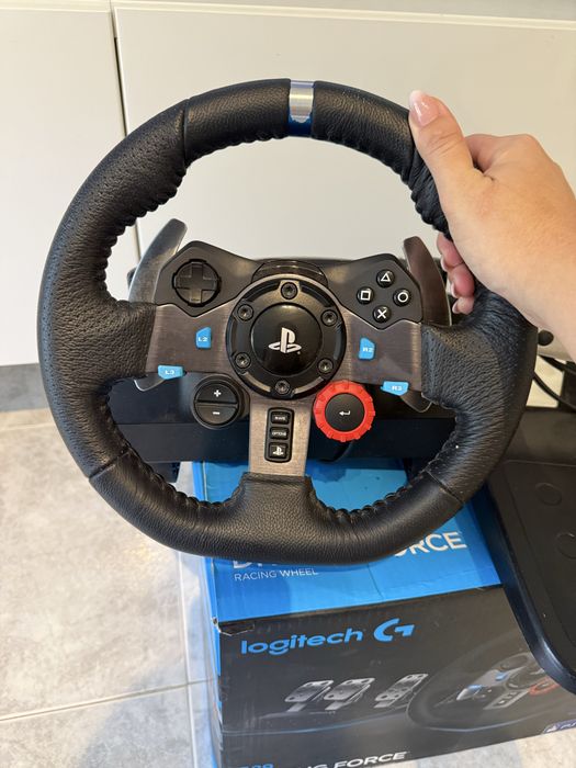 Logitech G29 + Pedais | PS5/PS4/PC | Como Novo