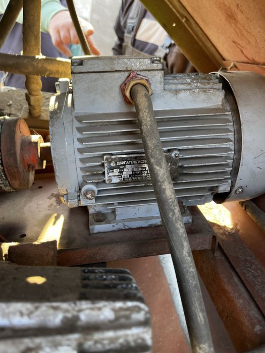 Продам Р-6 КПШ-6 ковшовий зернопогрузчик.