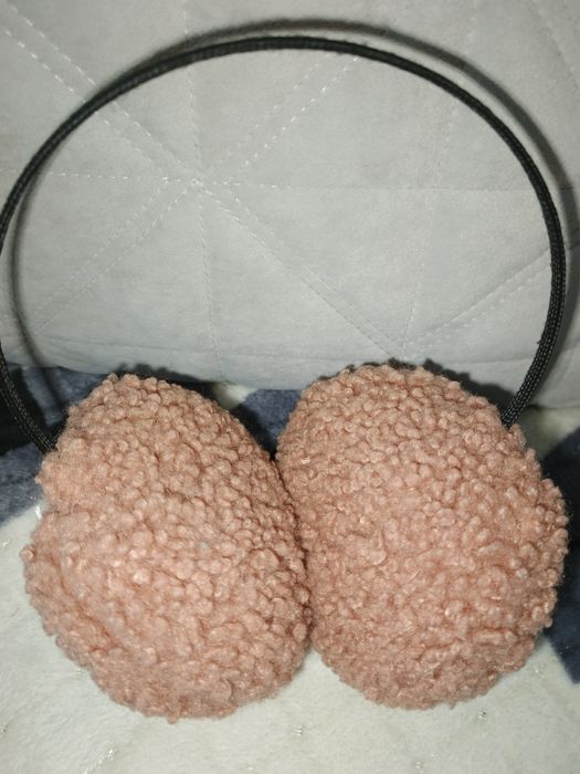 Теплі навушники для дівчинки