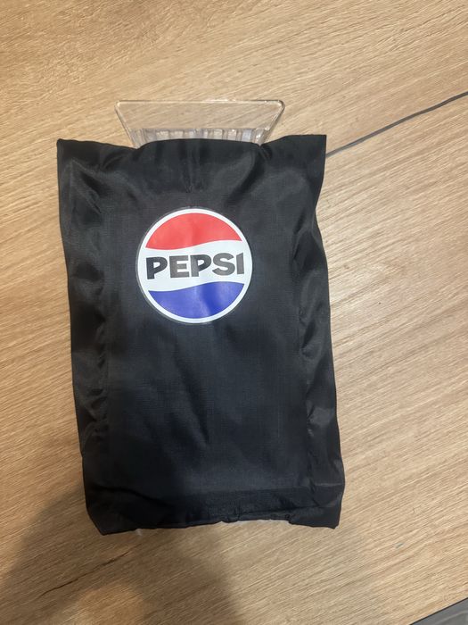 Skrobaczka do szyb w rękawicy