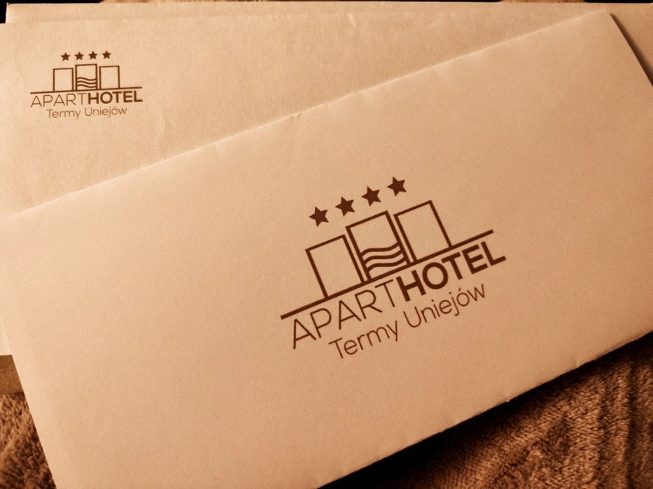 Aparat Hotel Termy Uniejów. Voucher dwuosobowy do hotelu że śniadaniem oraz na termy. Pilne