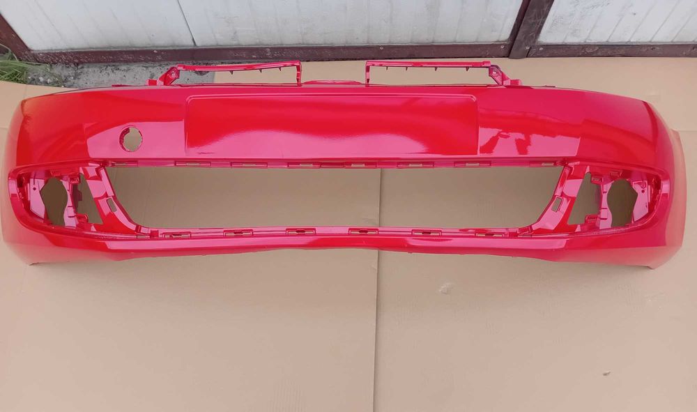 VW Golf 6 5K Hatchback 08-13r zderzak przedni czerwony LY3D