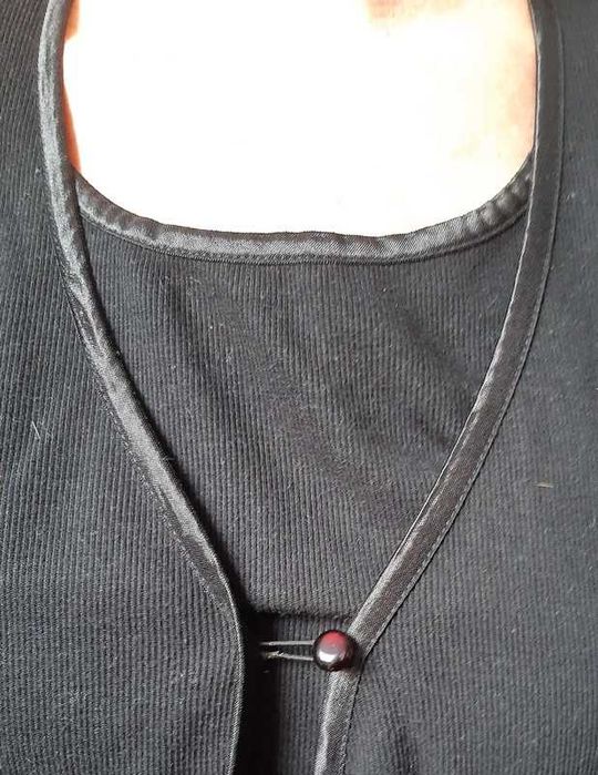 Czarny sweter / elegancka bluza