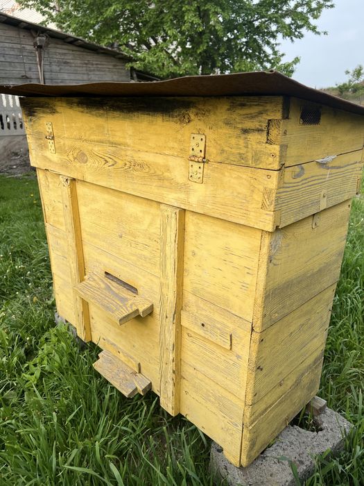 Продам вулики «Українські покращені», на 24 рамки.