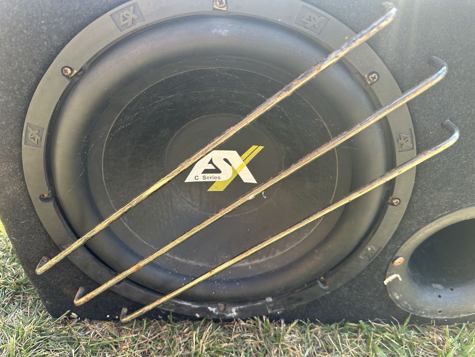 Skrzynia basowa ESX wzmacniacz MAC Audio 600wat kable stan bdb